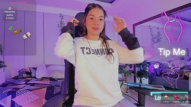 mia rousse25 online show from March 23, 3:18 pm