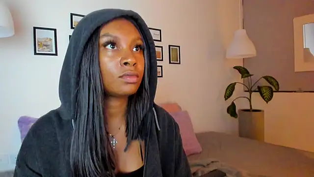 Coco joness online show from December 5, 8:43 pm