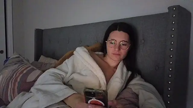 bambifarrina online show from November 9, 11:22 pm