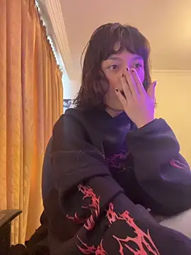 wildflower sex online show from November 28, 8:23 pm