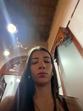 -juicy  online show from November 15, 11:06 pm