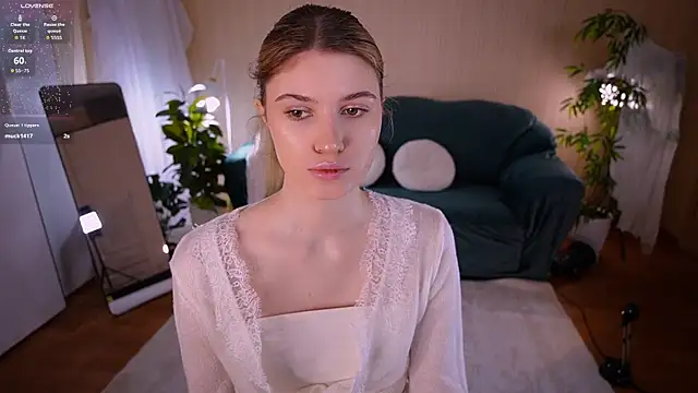 Angell Wild online show from April 15, 1:00 pm