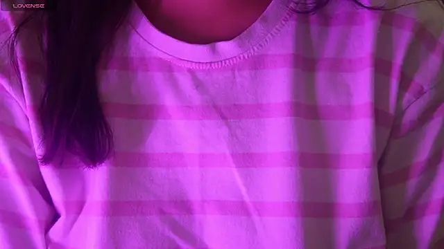 NidhiChandra online show from April 28, 6:50 am