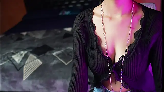 NidhiChandra online show from September 11, 4:40 pm