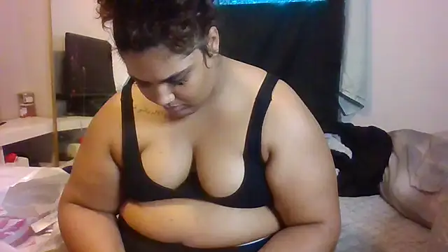 1n0nlythroat online show from November 9, 11:22 pm