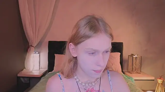 BarbieRichy online show from November 13, 12:37 pm