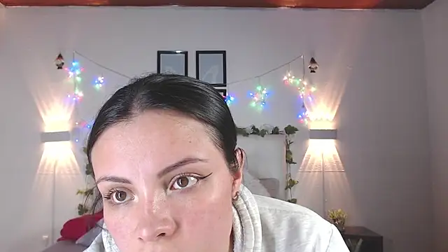 Megan 05  online show from April 14, 7:36 pm