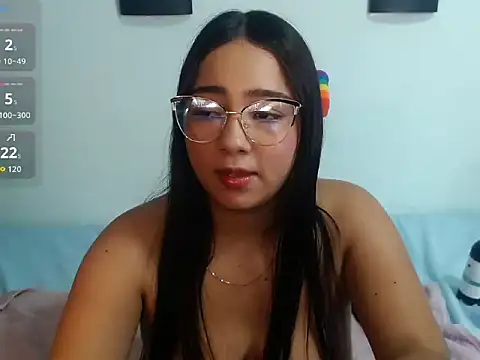 tinisweet online show from April 24, 4:43 pm