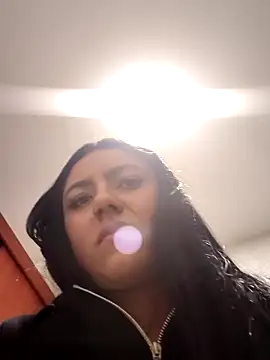 Megara 25 online show from October 20, 1:30 am