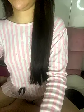 RubyBerry online show from November 9, 5:42 pm