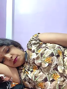 Sonalihot  online show from April 6, 9:43 am