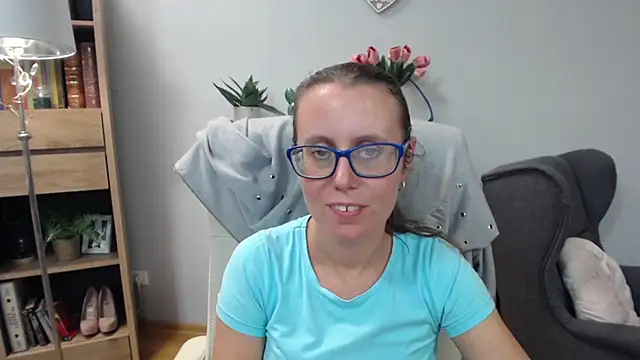 sweetxLizzy online show from July 10, 8:15 am