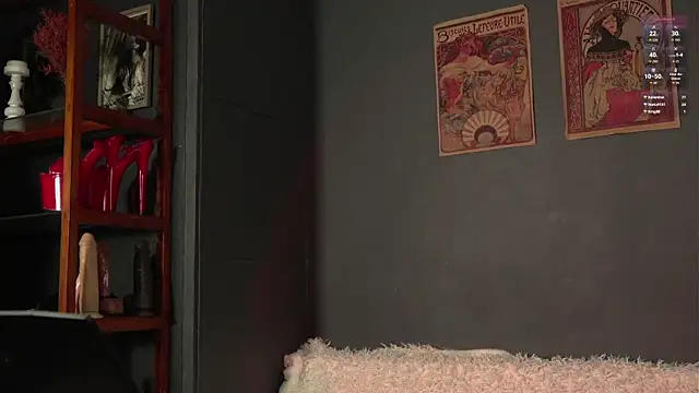 Olivia Faye online show from September 27, 7:32 pm