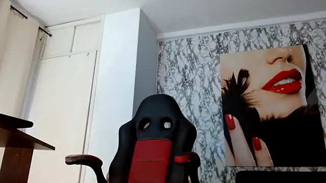 mariani smith online show from November 28, 11:57 am