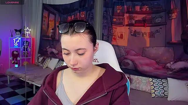 ClaraParks online show from December 14, 10:26 pm