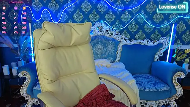 MissRossi online show from November 11, 8:06 pm