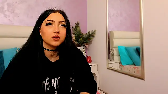 SweetySasha18 online show from December 2, 6:10 pm