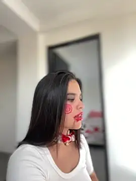 Snapshot of JuanitaMore01 chatting on October 23, 8:59 pm JuanitaMore01 online show from October 23, 8:59 pm