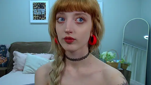 MistyMarlo online show from April 9, 6:19 am