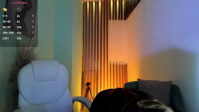 MacarenaRosse online show from December 5, 8:43 pm