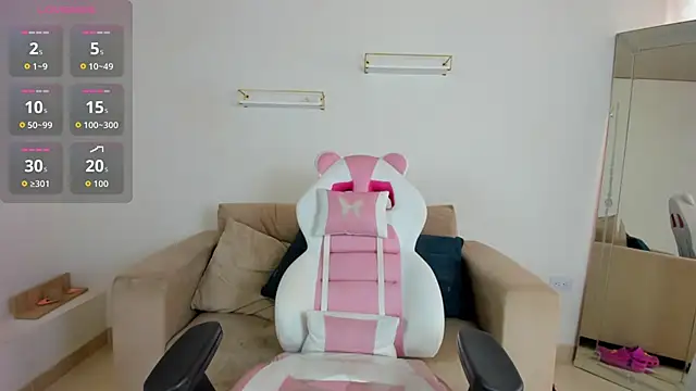 april smiith online show from February 16, 1:11 pm