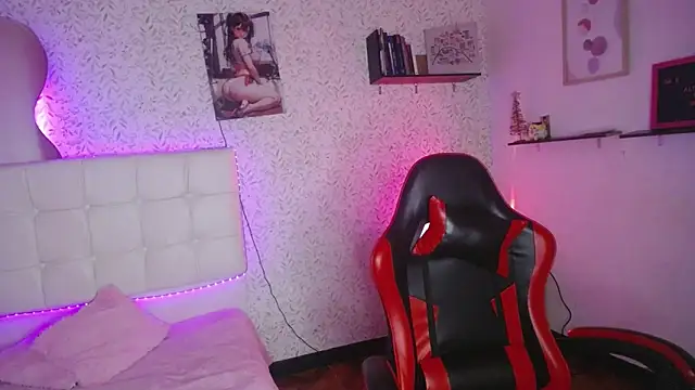 manelike  online show from October 11, 10:45 pm