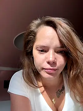 Snapshot of Wildmaca chatting on October 24, 10:11 am Wildmaca online show from October 24, 10:11 am