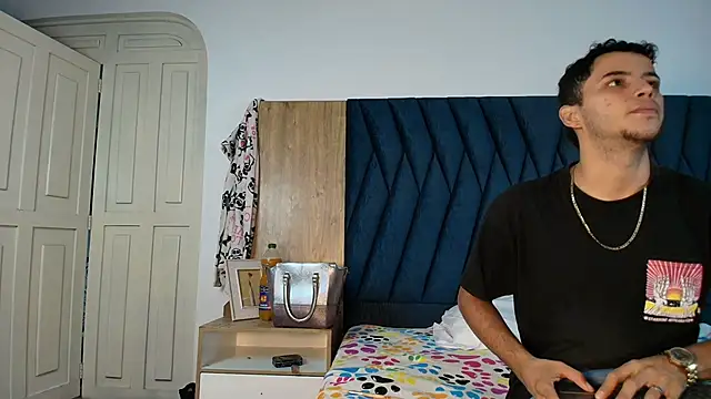 HellAndDante  online show from December 2, 1:07 am