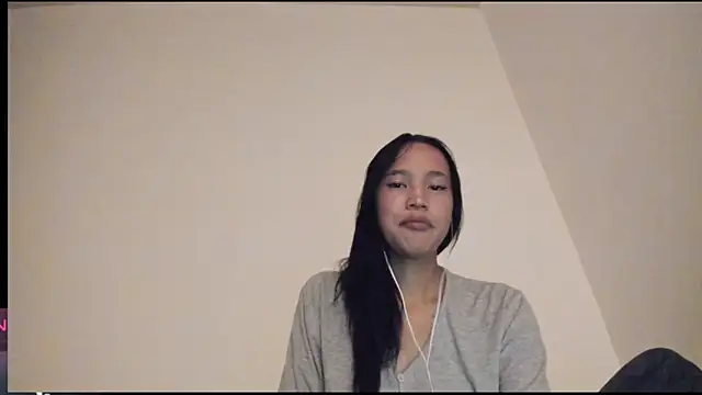 Snapshot of soska26 chatting on September 15, 2:25 pm soska26 online show from September 15, 2:25 pm