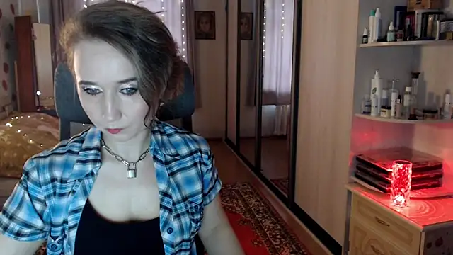 ClassyInna online show from October 21, 8:29 am