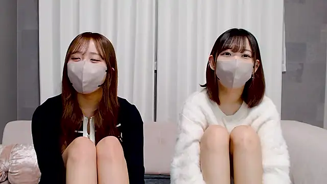  YUI CHAN  online show from November 24, 11:34 am