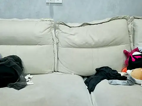 xiaoLI-2025 online show from November 8, 5:40 pm