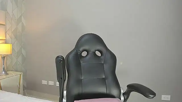 Sofia Stanley online show from October 9, 12:53 pm