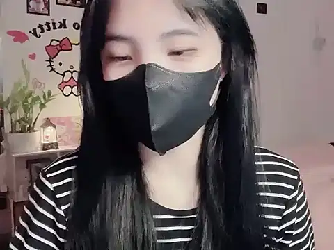 keelinnn19 online show from January 9, 7:35 am