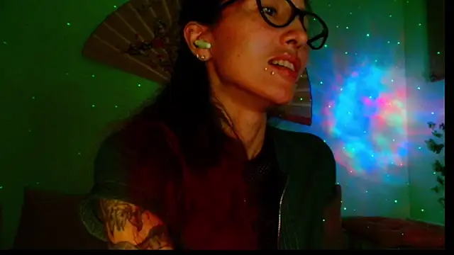 KiotoShine online show from November 3, 7:40 pm