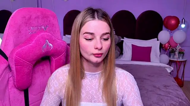 SweetyLicky online show from November 20, 4:52 pm