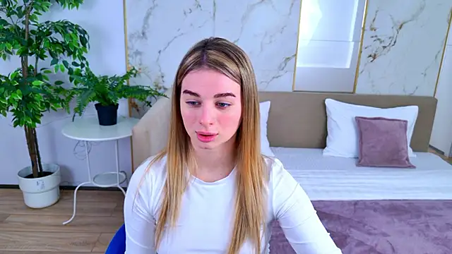 SweetyLicky online show from February 27, 4:07 pm