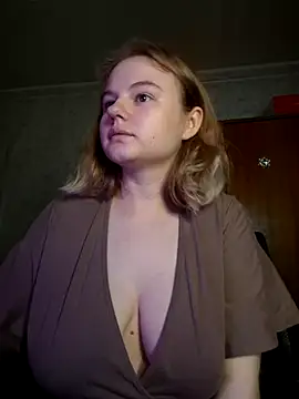 SlipperSherry online show from October 31, 10:03 pm