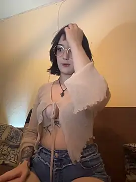 AliceSweet10 online show from February 22, 5:08 am