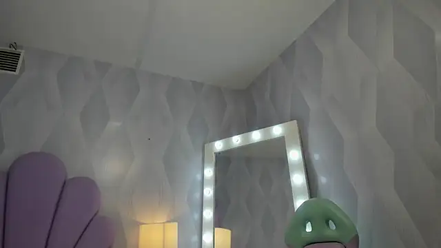 BabyAngel18  online show from January 13, 11:36 am