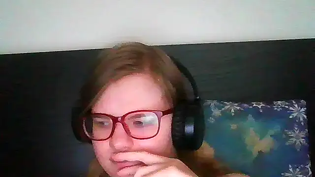 Moonolighta online show from September 23, 9:51 am