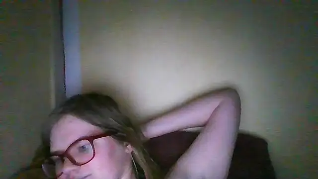 Moonolighta online show from October 17, 3:26 pm