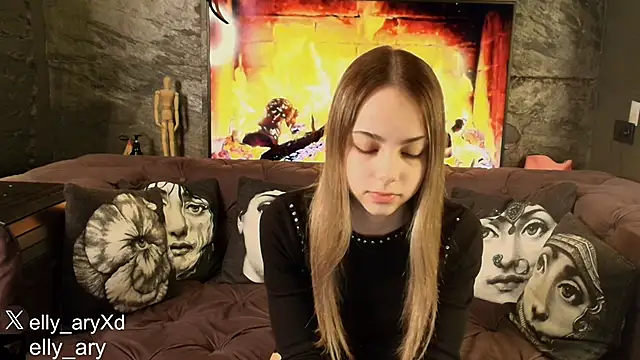 daddyonlyloveme online show from February 12, 10:33 pm