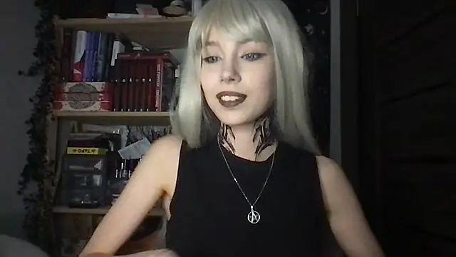 Yuna5343 online show from April 10, 9:32 pm