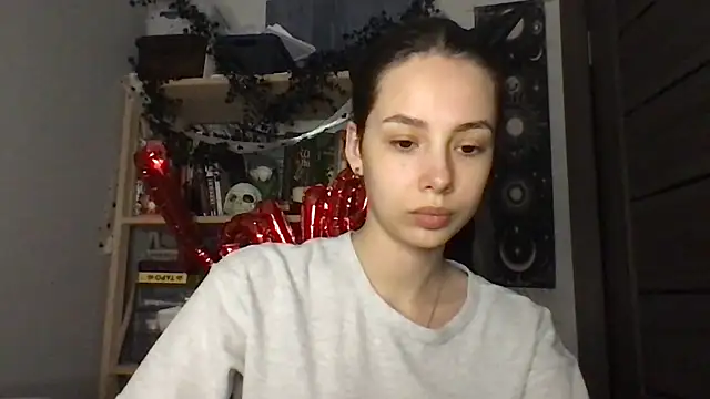 Yuna5343 online show from February 16, 9:25 pm