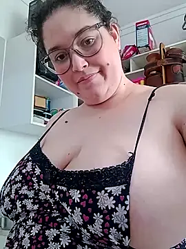 Snapshot of valkiriabbw chatting on October 1, 4:01 pm valkiriabbw online show from October 1, 4:01 pm