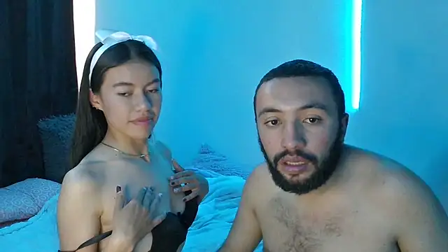 Snapshot of annaandgray chatting on September 24, 4:50 pm annaandgray online show from September 24, 4:50 pm