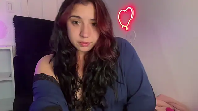 Snapshot of nina_lovez chatting on October 23, 1:44 am nina lovez online show from October 23, 1:44 am