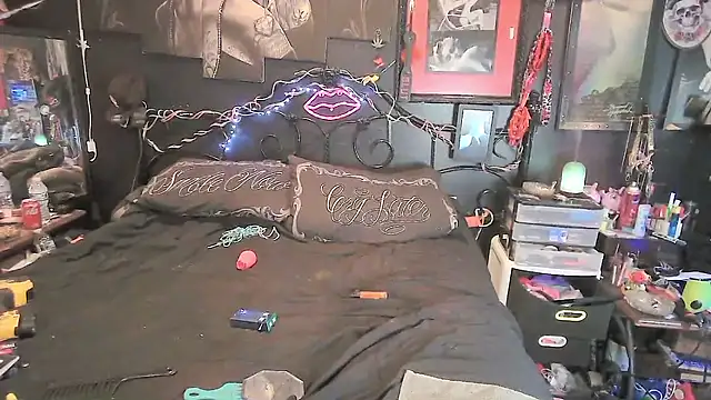 Splash Queen420 online show from February 17, 8:02 am