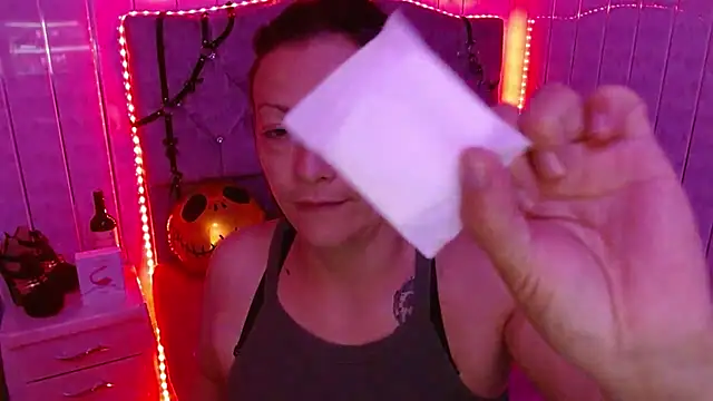 Susanahotsexxx online show from October 28, 10:36 pm